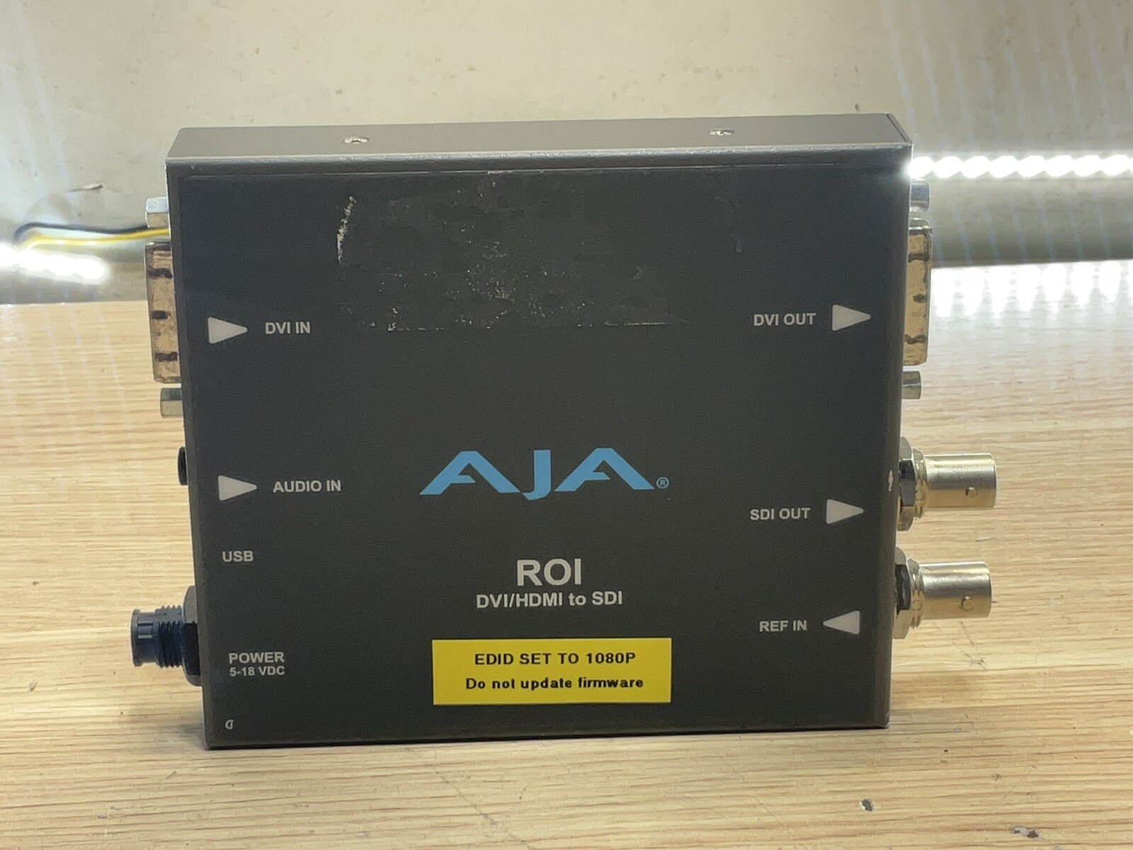 AJA	ROI-DVI/HDMI/ to SDI Converter /AC Adapter/PREOWNED/JUA2207