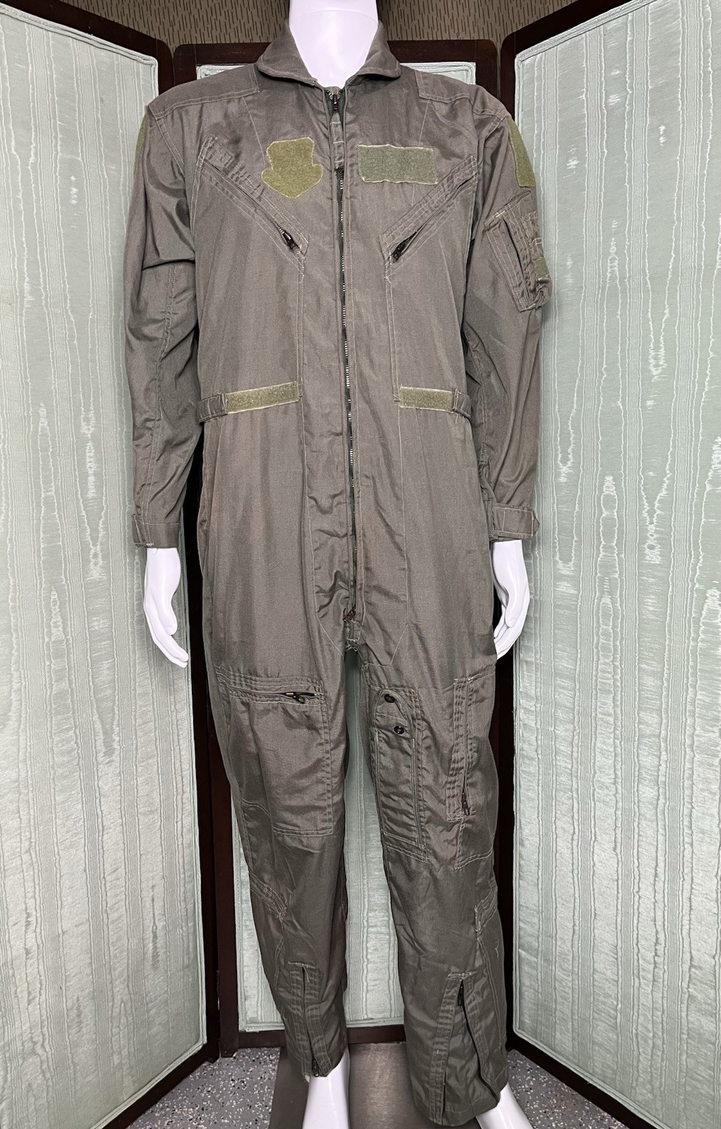 US Air Force Flyers Coveralls 42 R Flight Suit Sage Green CWU-27/P USAF Military