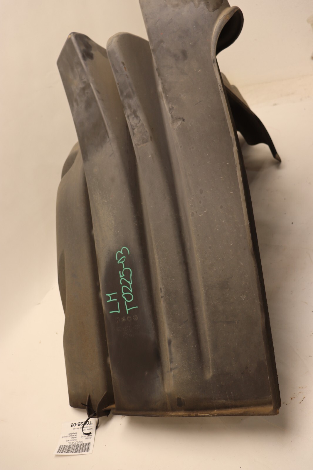 2008-2017 FREIGHTLINER CASCADIA 125 LEFT DRIVER SIDE SPLASH GUARD SHIELD OEM