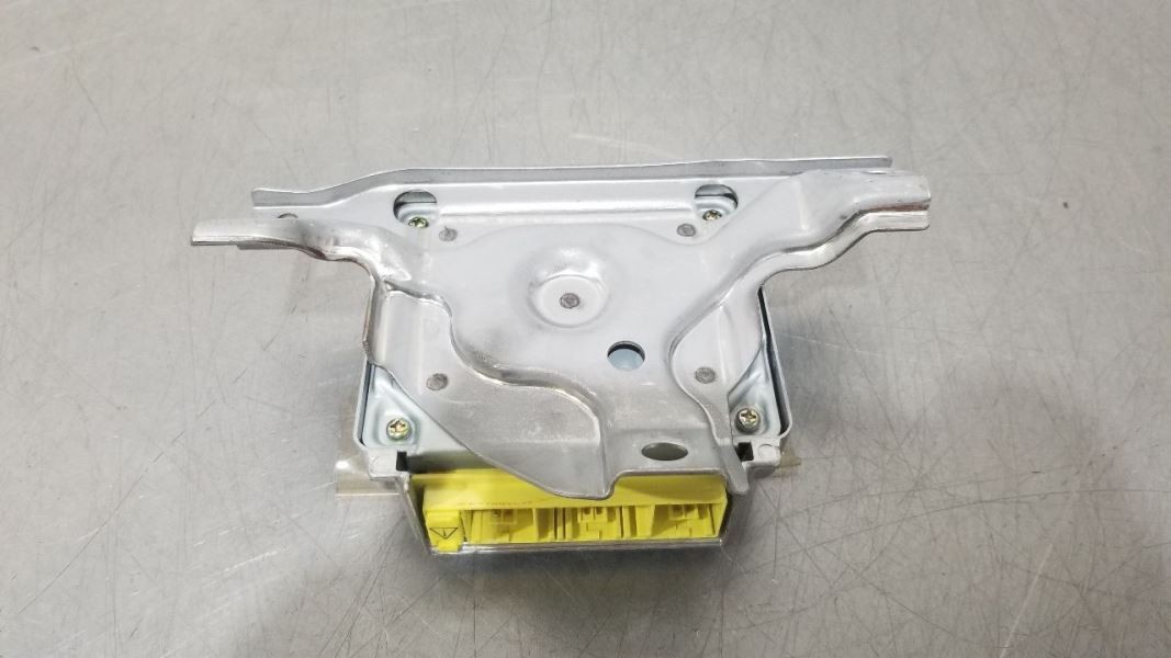 99 1999 TOYOTA 4 RUNNER SRS RESTRAINT CONTROL MODULE 8917035090