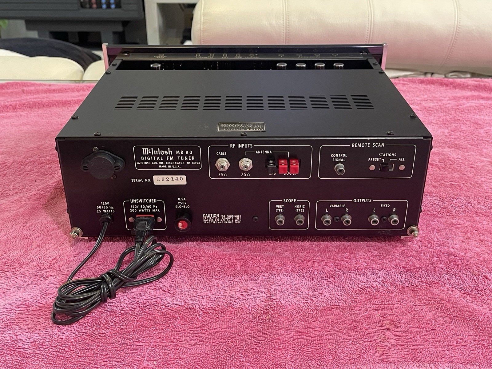 McIntosh MR80 FM Tunner