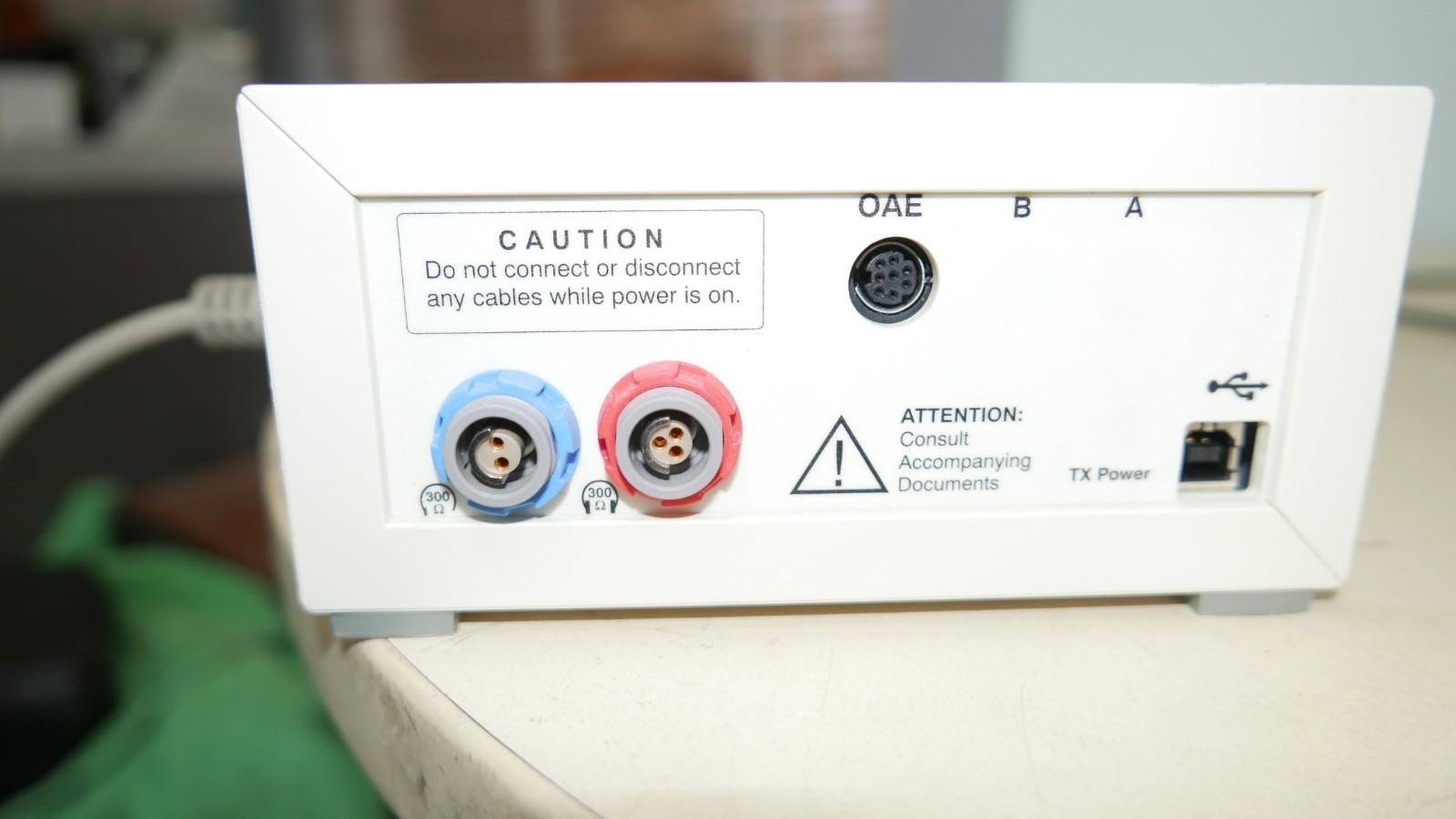 Intelligent Hearing Systems Universal Smart Box Jr. M011109 Hearing Tester