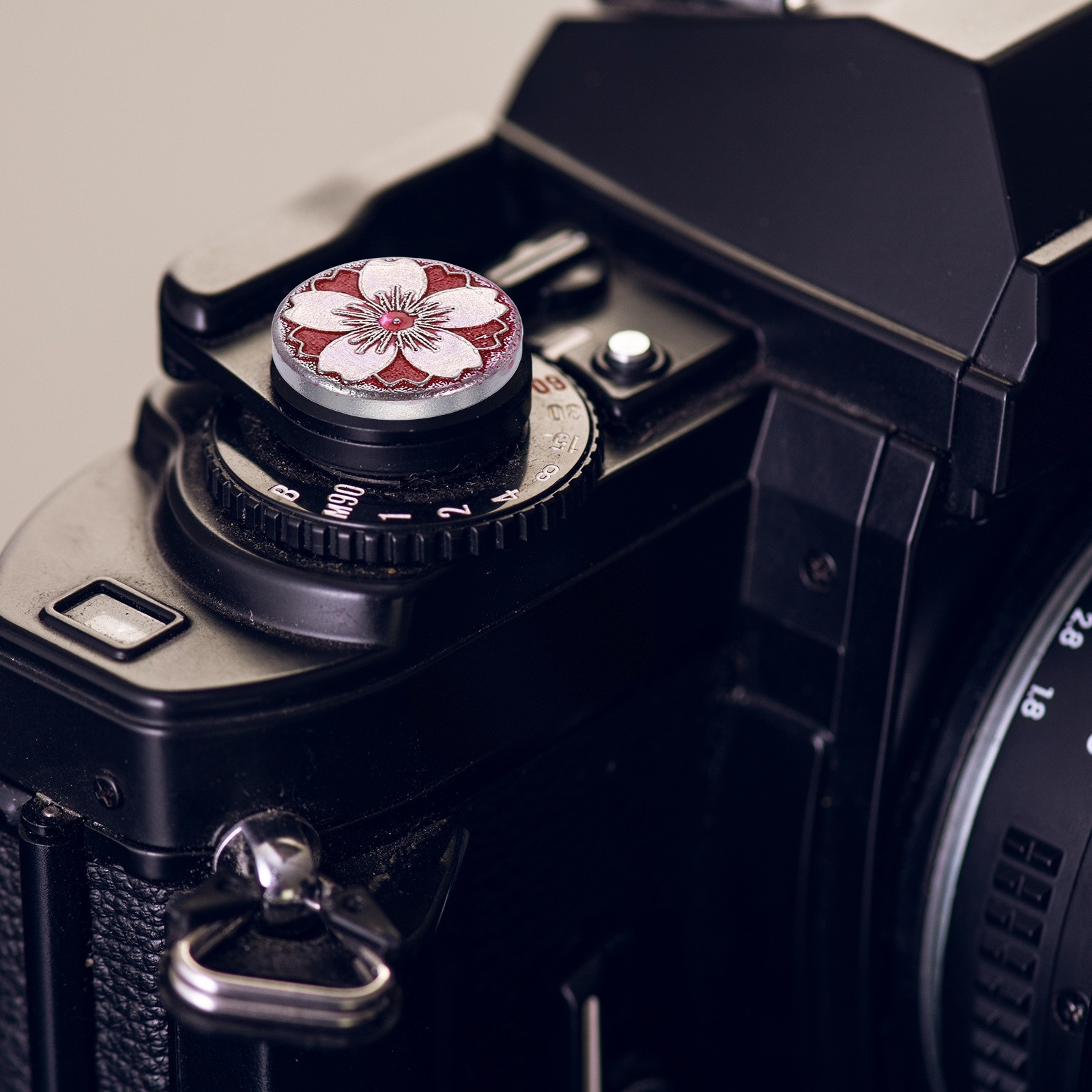 2Pcs Shutter Button (Red) Camera Soft Release Button Threaded, for Fuji