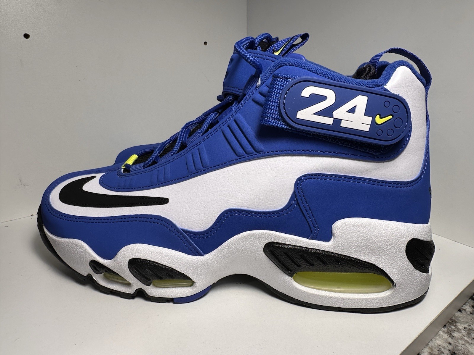 Mens Nike Air Griffey Max 1_Varsity Royal/Black-Volt DJ5161-400 Sz8.5