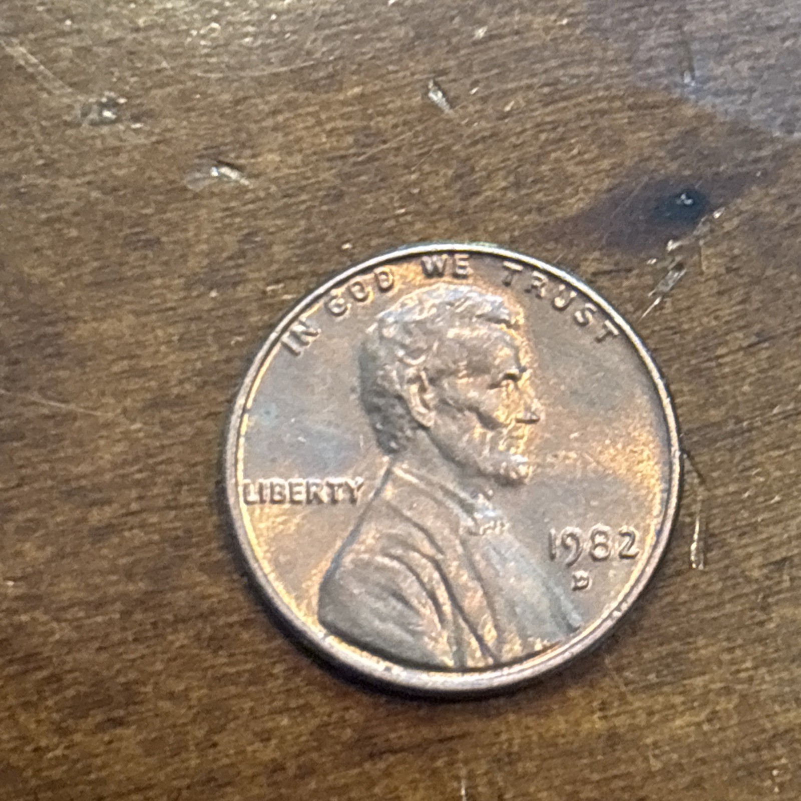 1982 D Large Date Lincoln Red Copper Cent 3.09 Grams EF Almost Uncirculated #279
