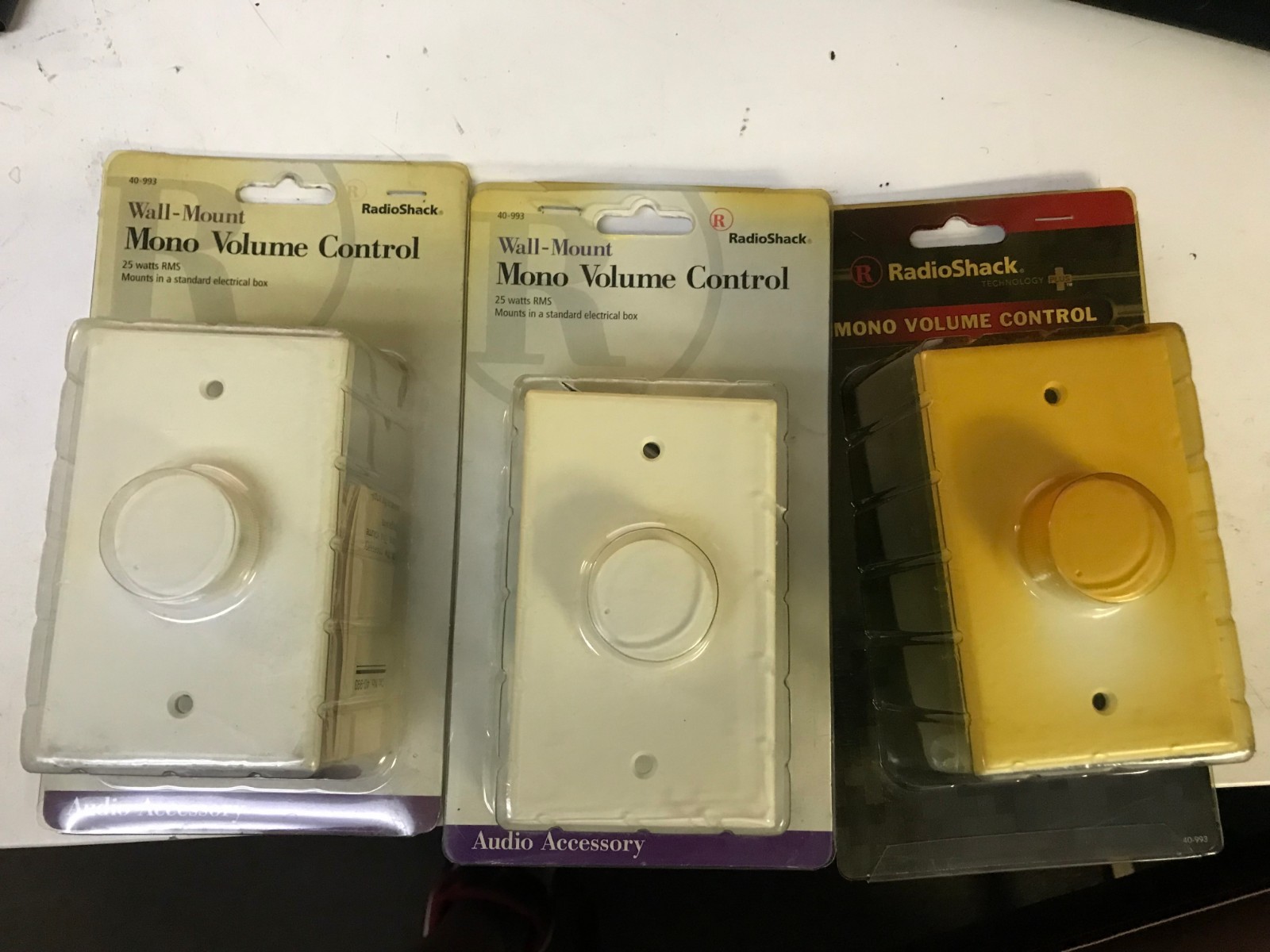 (10 pc) RadioShack Volume Control Wall Mount Audio Switch BLEMISHED PAINT THEM!!
