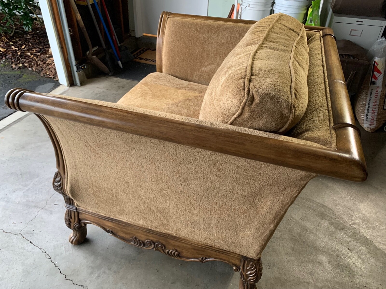 Kensington Oversize Chair, Gold Cushions, with Wood Trim