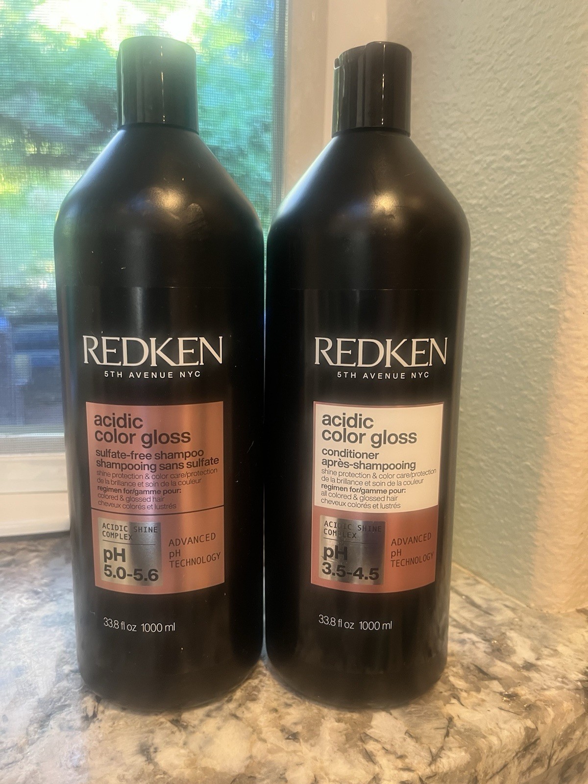 New, Sealed Redken Acidic Color Gloss 33.8 Oz. Shampoo & 33.8 Oz Conditioner Duo