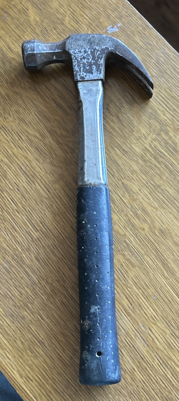 Vintage Vaughan T016 Claw Hammer 16oz  12” steel handle  used see pictures