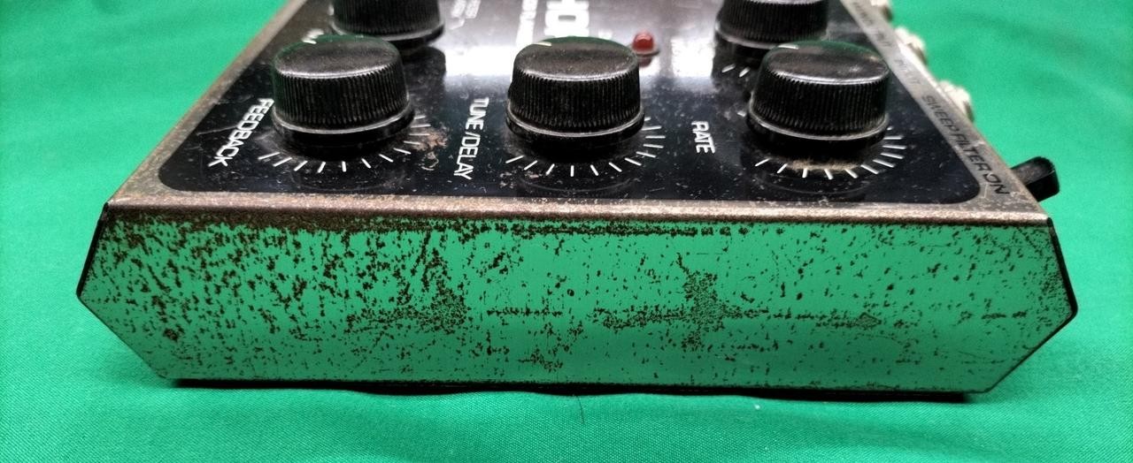 Electro-Harmonix Poly Chorus effects pedal new used guitar effects