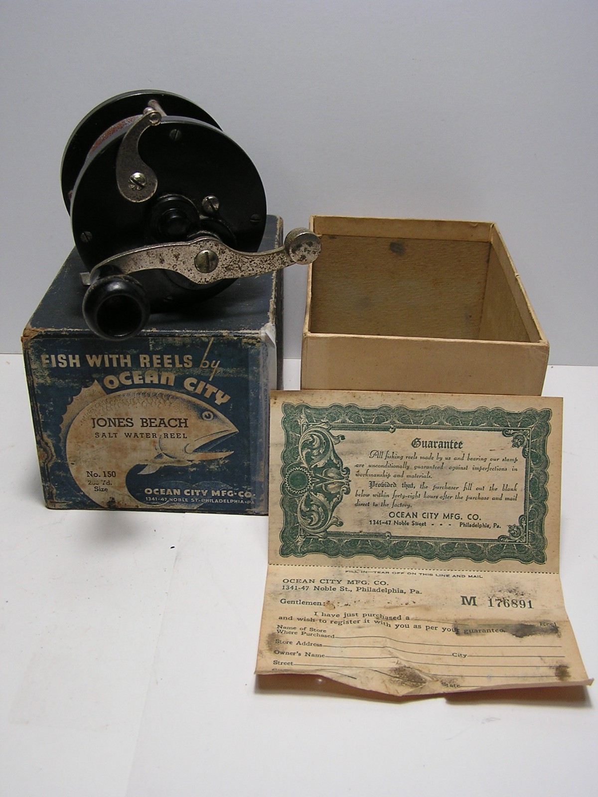 Vintage Ocean City Jones Beach Fishing Salt Water Reel No 150 Philadelphia PA