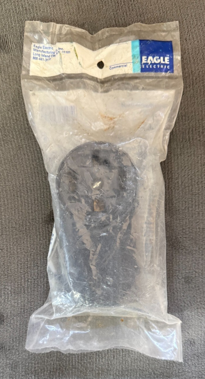 Surface Mount Dryer/Power Outlet - Eagle Electric - 1225