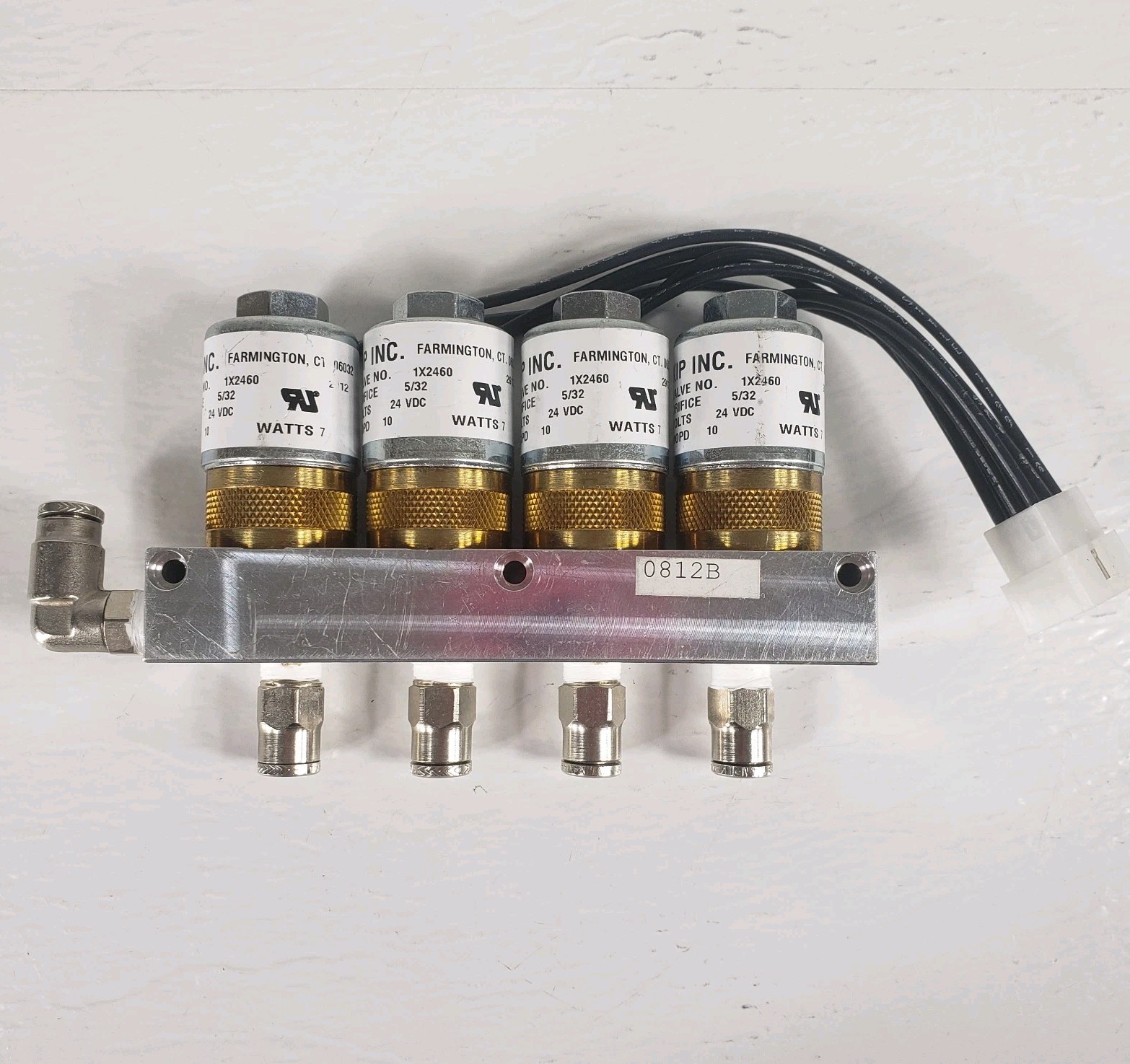 TESTED KIP Norgren 1X2460 4-Station Solenoid Valve Manifold 24VDC 7W 5/32