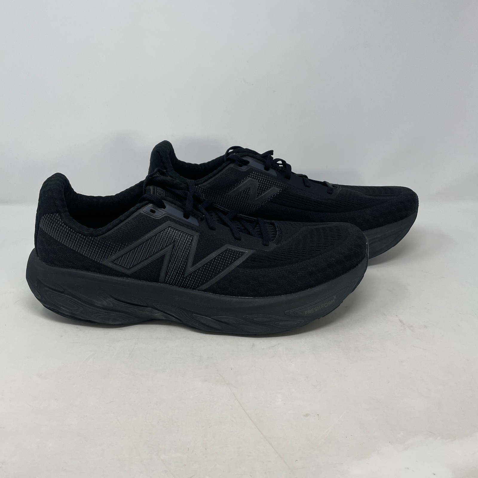 New Balance 1080v14 Fresh Foam X Men’s 12.5D Black/Phantom