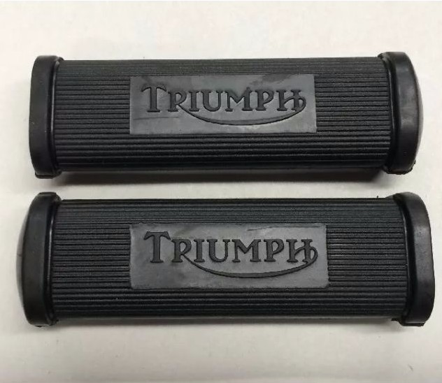 TRIUMPH FOOT PEG RUBBERS PASSENGER  ALL MODELS 650 50-70 500 47-73 T120 T100 TR6