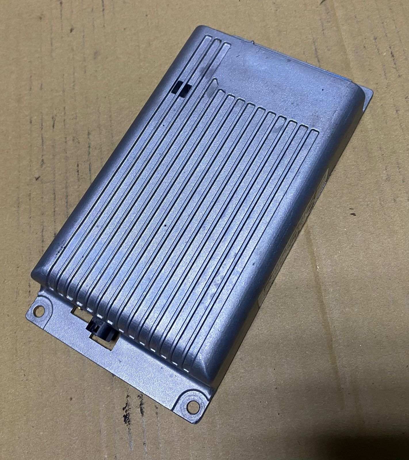2003-2016 BMW Z4 3 Series E90 E91 E92 E93 and 7 Series F01 F02 Bluetooth Control