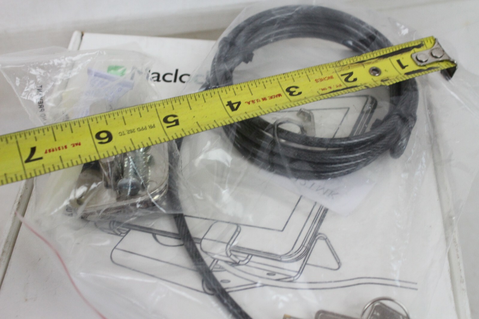 Maclocks CL12UTH BB Universal Tablet Lock Security New w/ Cable and Keys
