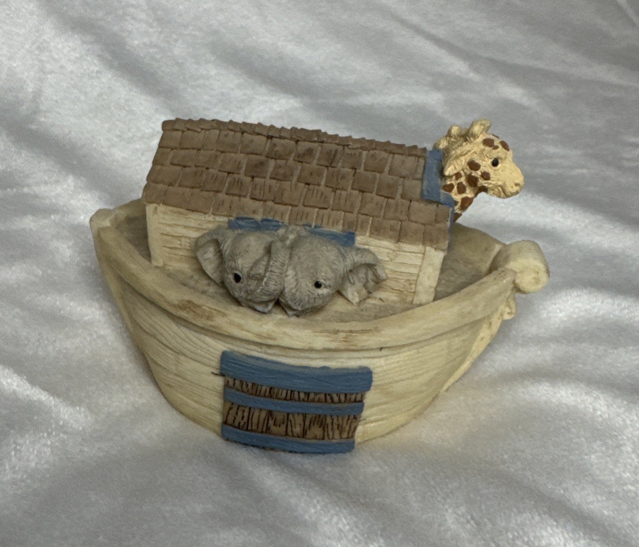 1993 UDC Noah's ark resin trinket box 4"L x 3"W