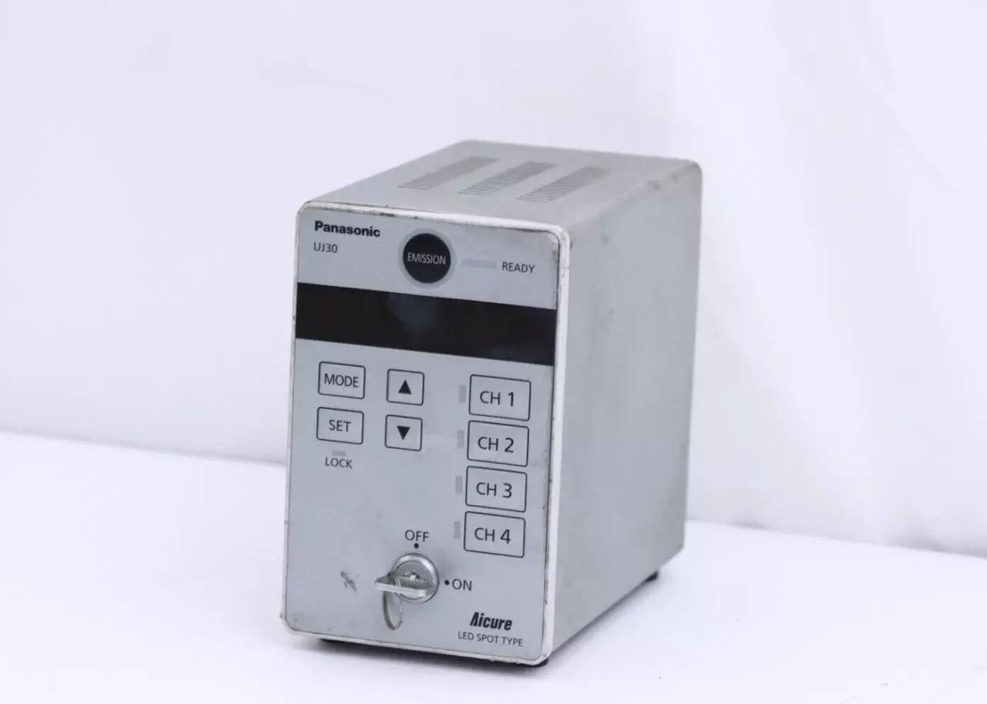 Panasonic Aicure UJ30 LED Spot Type UV Curing Machine Systems ANUJ3000 6v