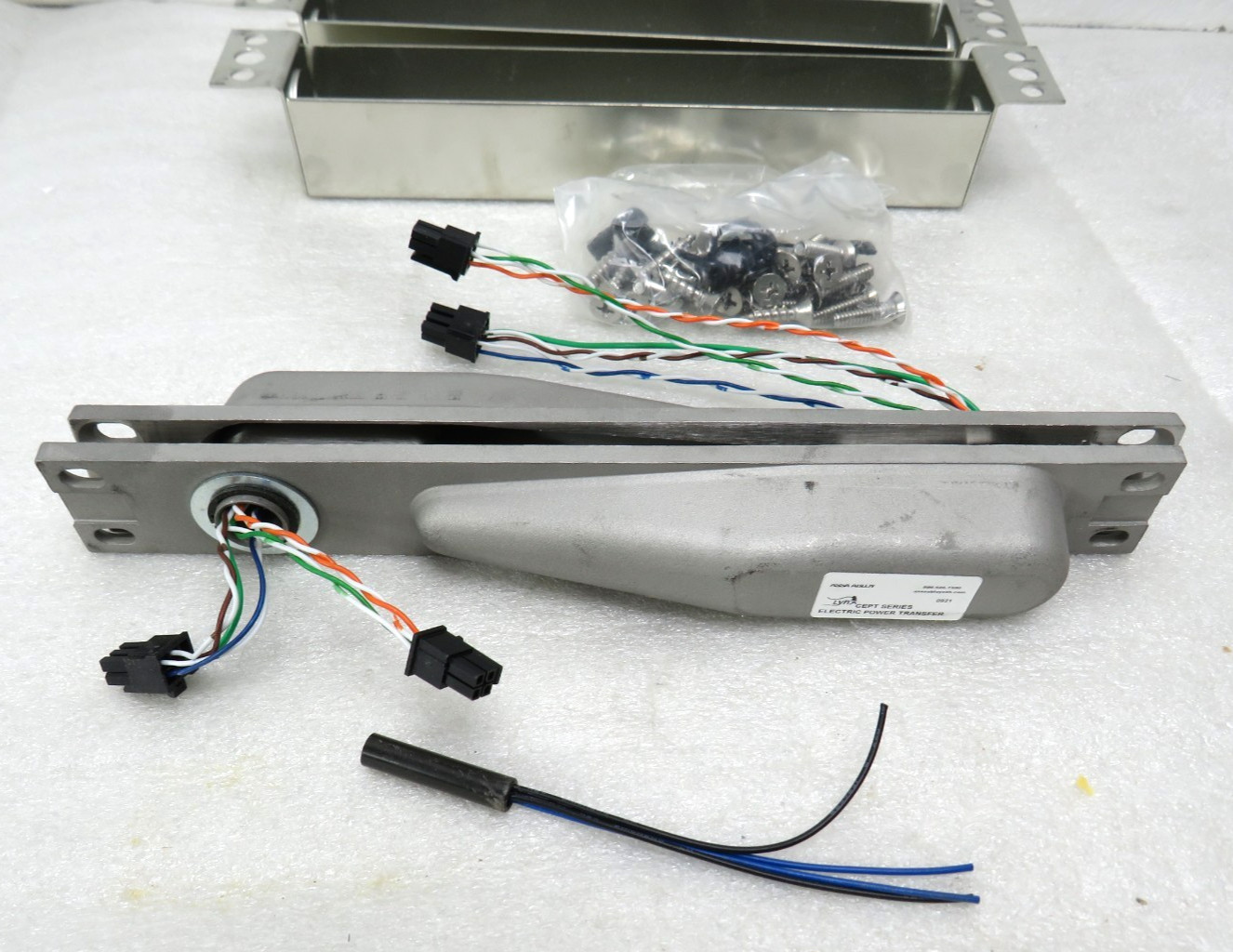 Securitron ASSA ABLOY CEPT-C5E Concealed Electrical Power Transfer [CTCNC]