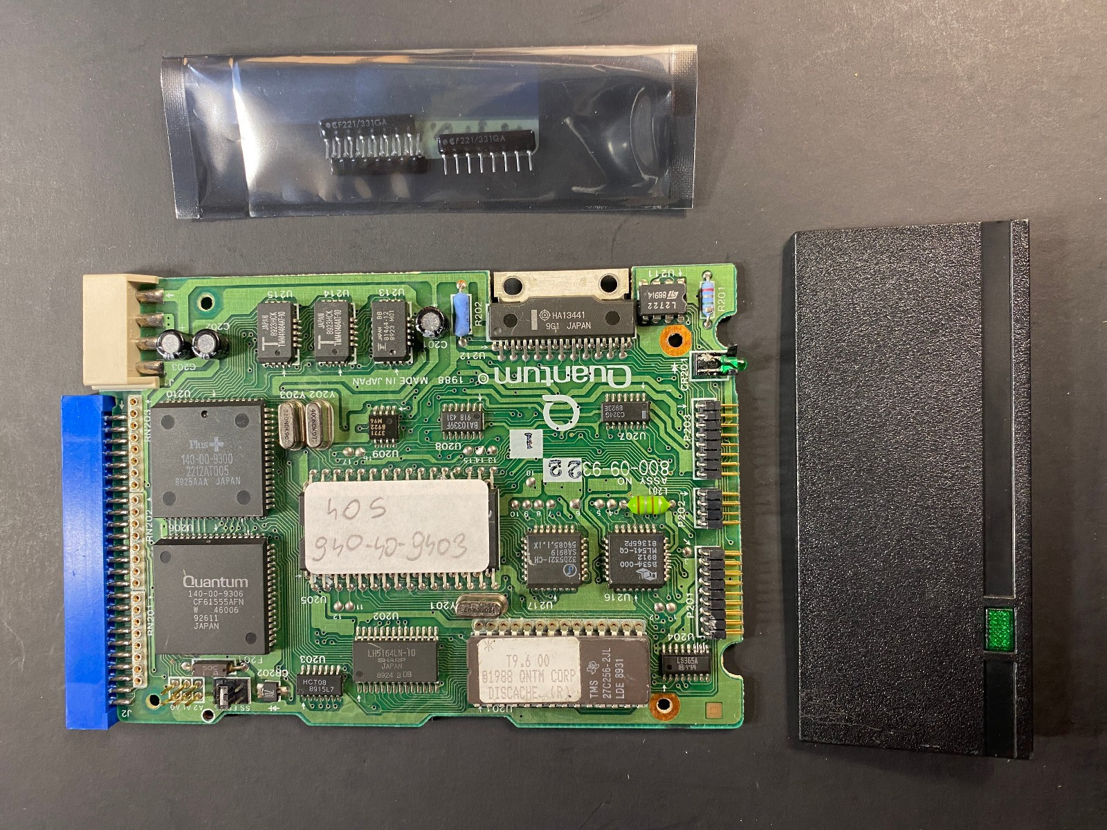 Quantum ProDrive 40S SCSI Drive – Front Bezel, PCB Board & Terminators
