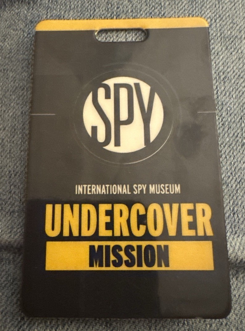 International Spy Museum Undercover Mission Badge Card Souvenir (Spy Museum)