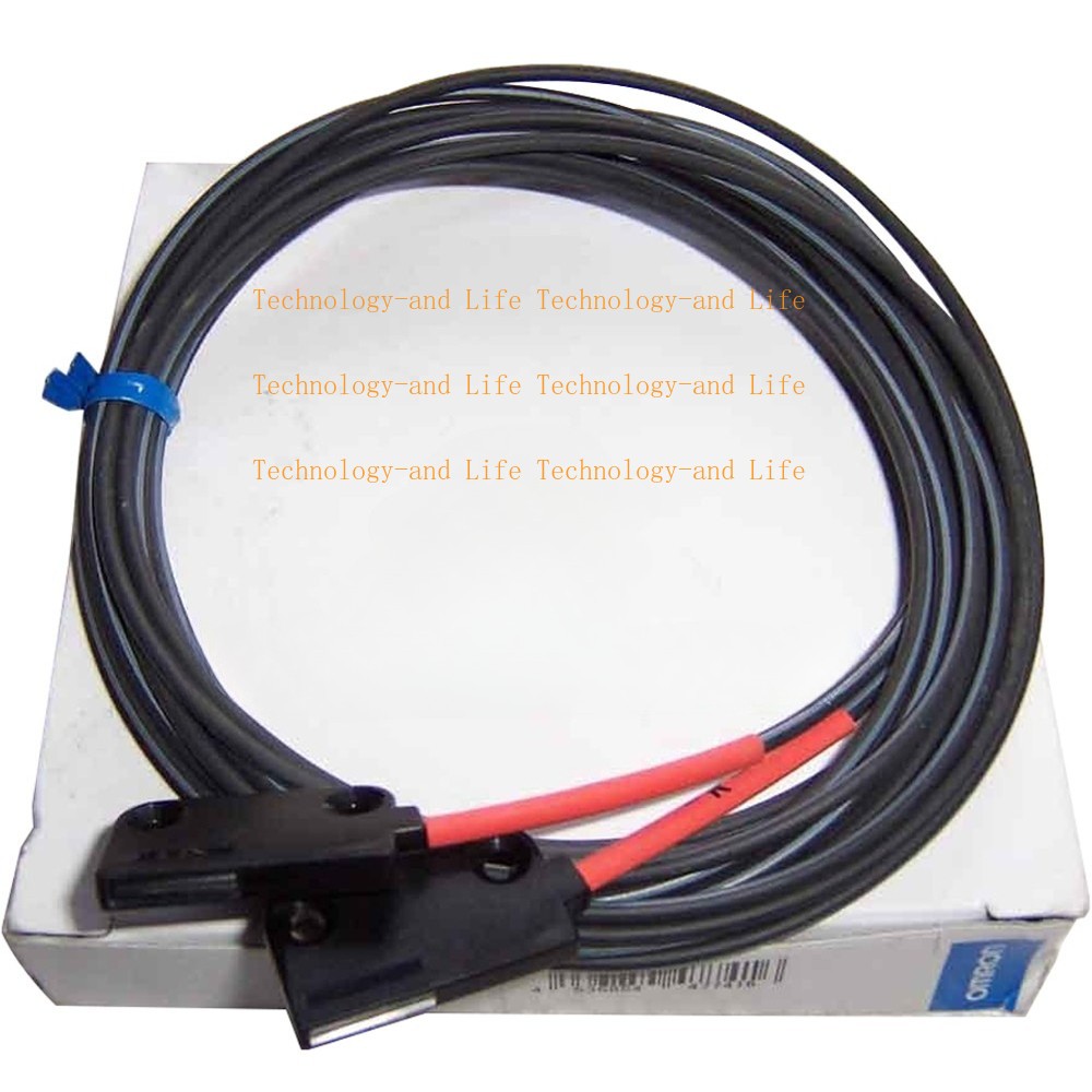 Brand New in Box Omron E32-D331 E32D331 Photoelectric Switch Fiber Unit