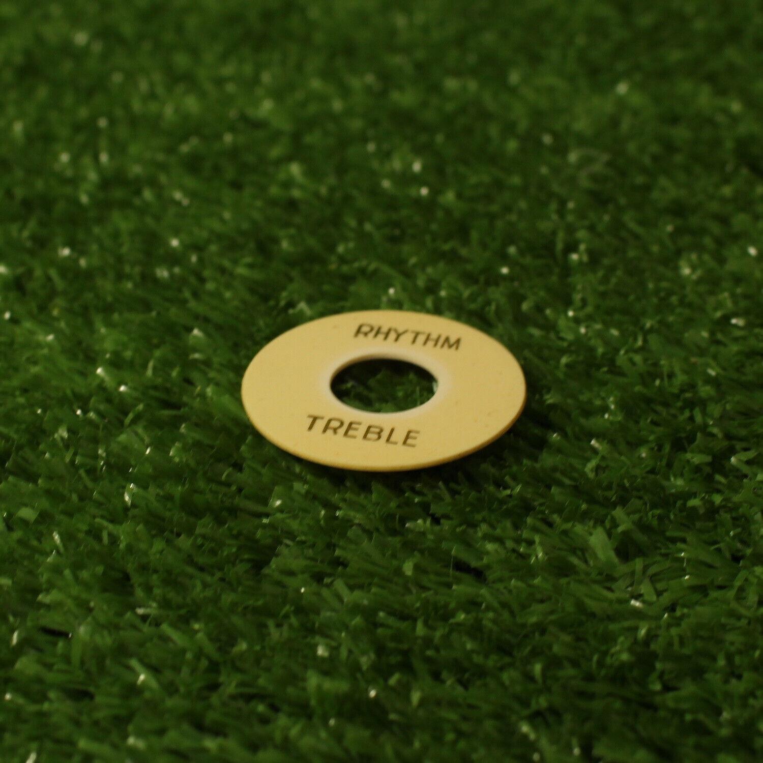 Aged 59 Les Paul Guitars Cream Toggle Plate.