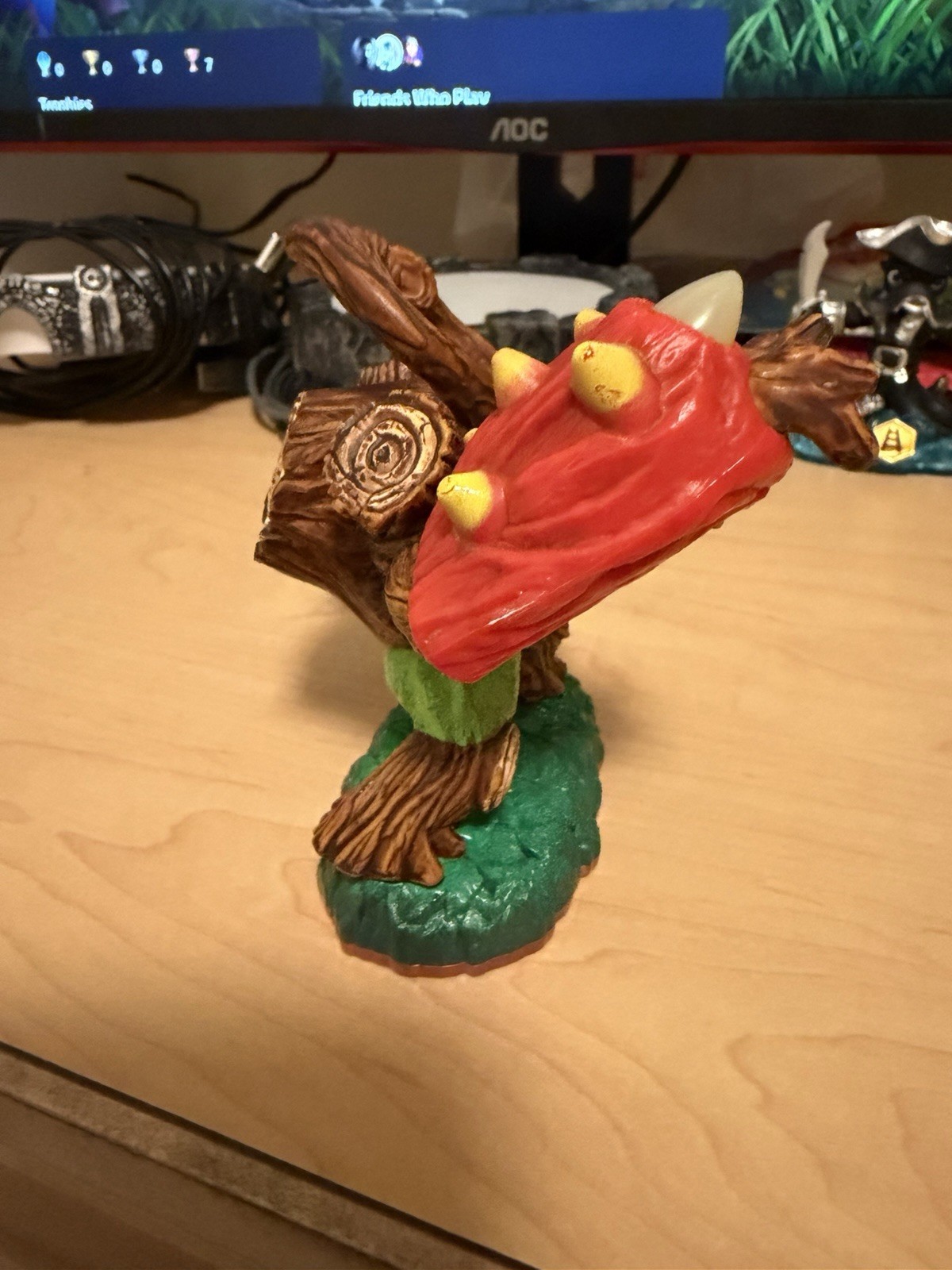 Skylanders: Giants: GIANT TREE REX Figure