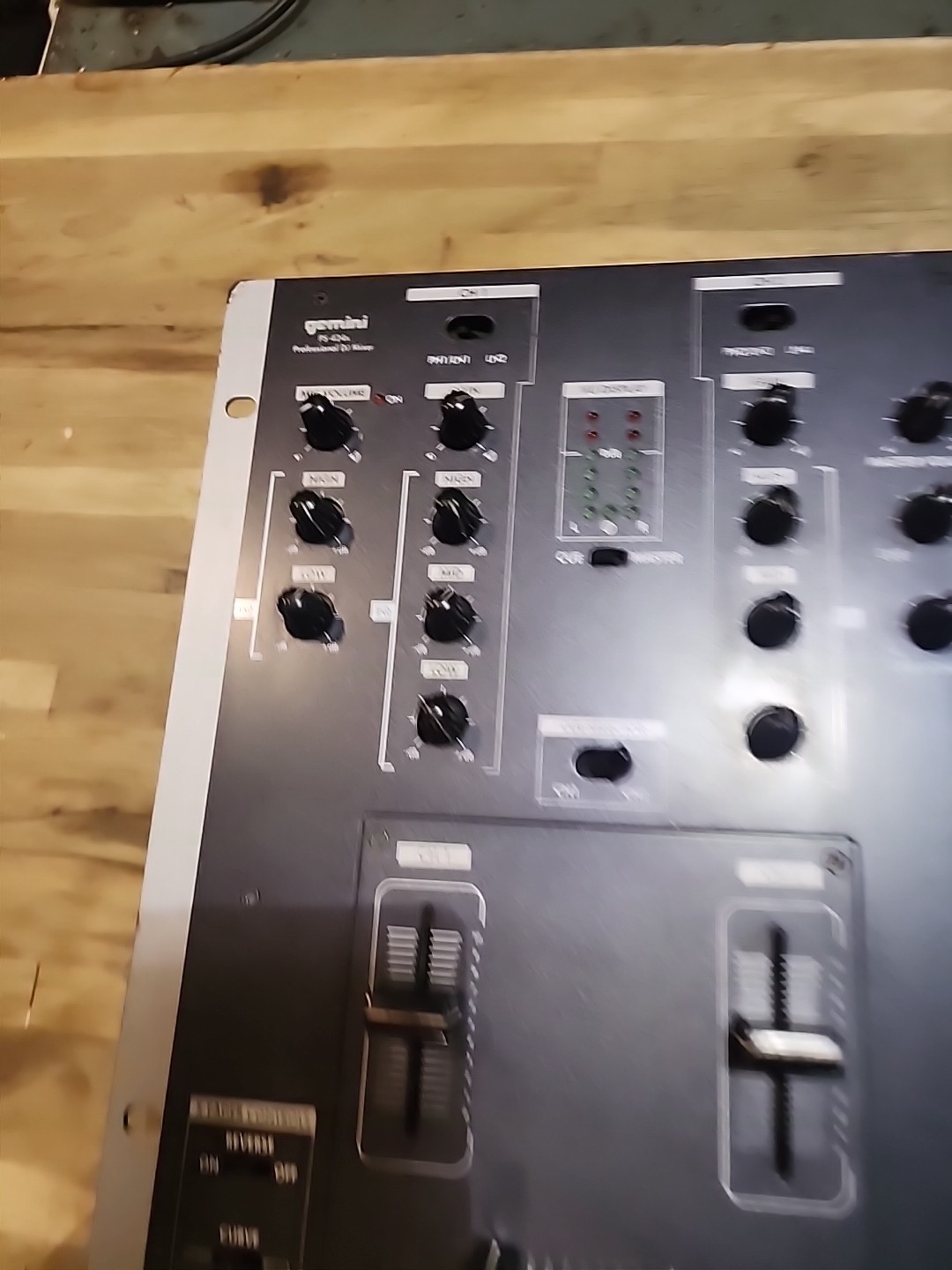 Gemini Ps 424 2 Channel Professional Dj Mixer