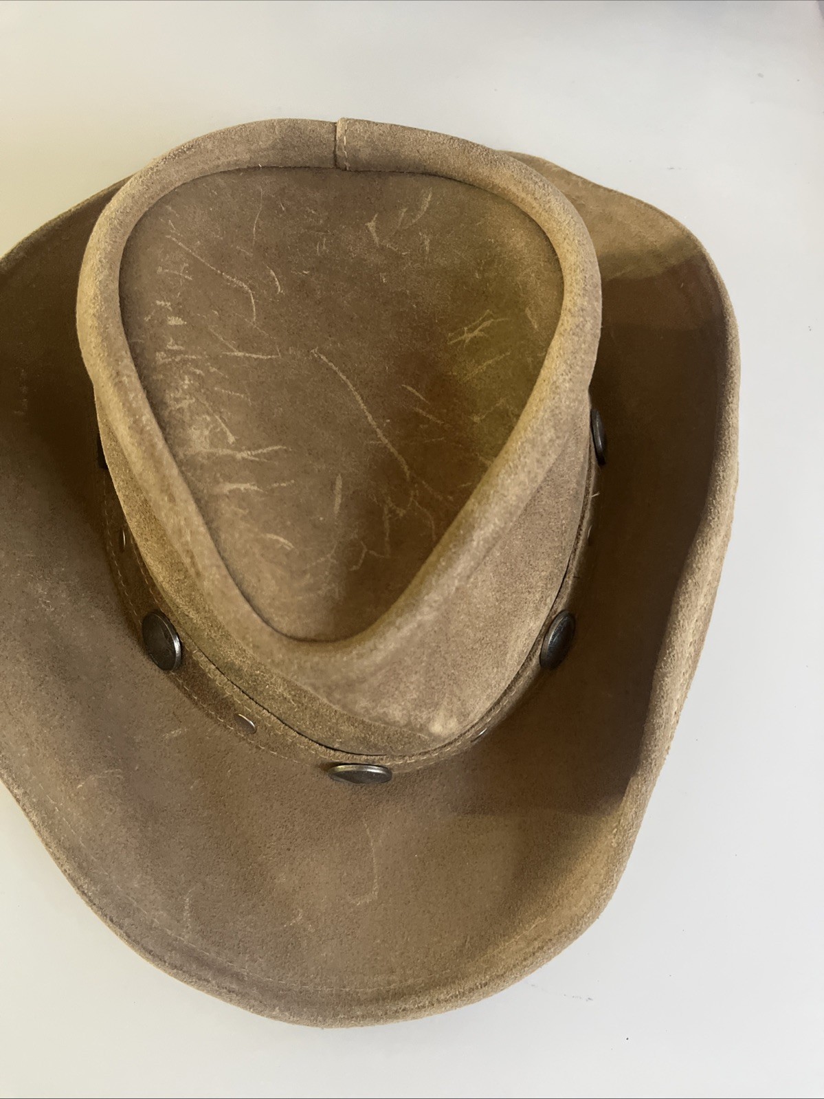 Minnetonka The Outback Buffalo Nickel X Large Genuine Leather