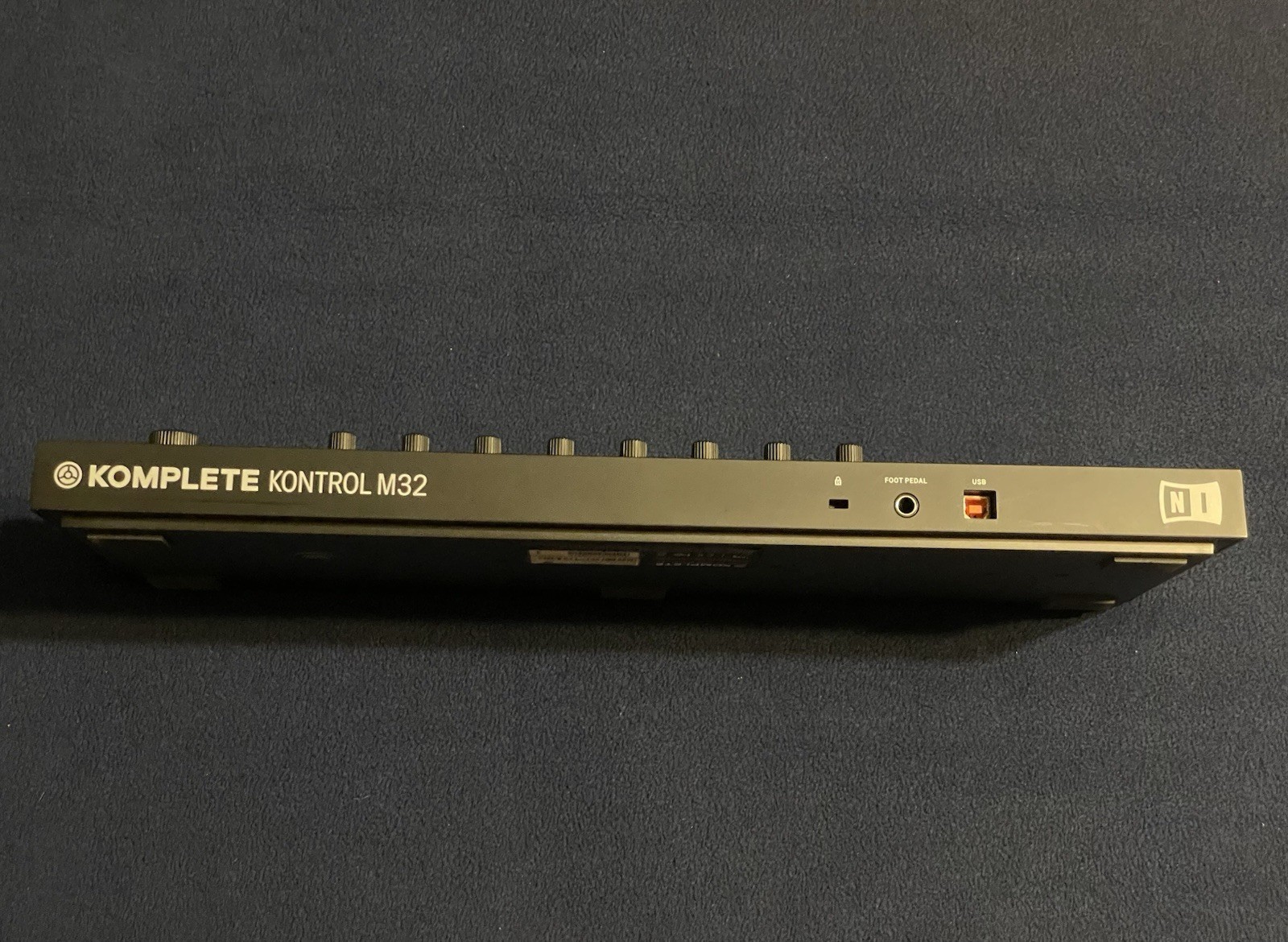 Native Instruments M32 Komplete Kontrol Keyboard Controller