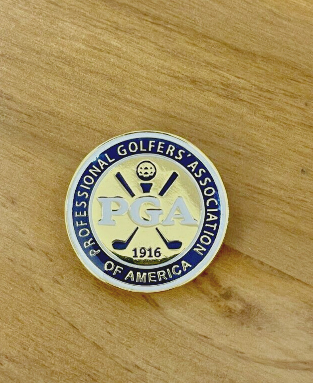 PGA Professional Golfers' Association of America Ball Marker with Hat Clip New