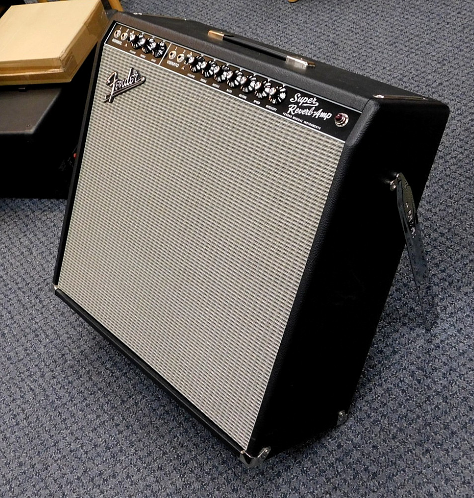 2025 Fender '65 Super Reverb 4x10-inch 45-Watt Tube Combo Amp w/Footswitch! NICE