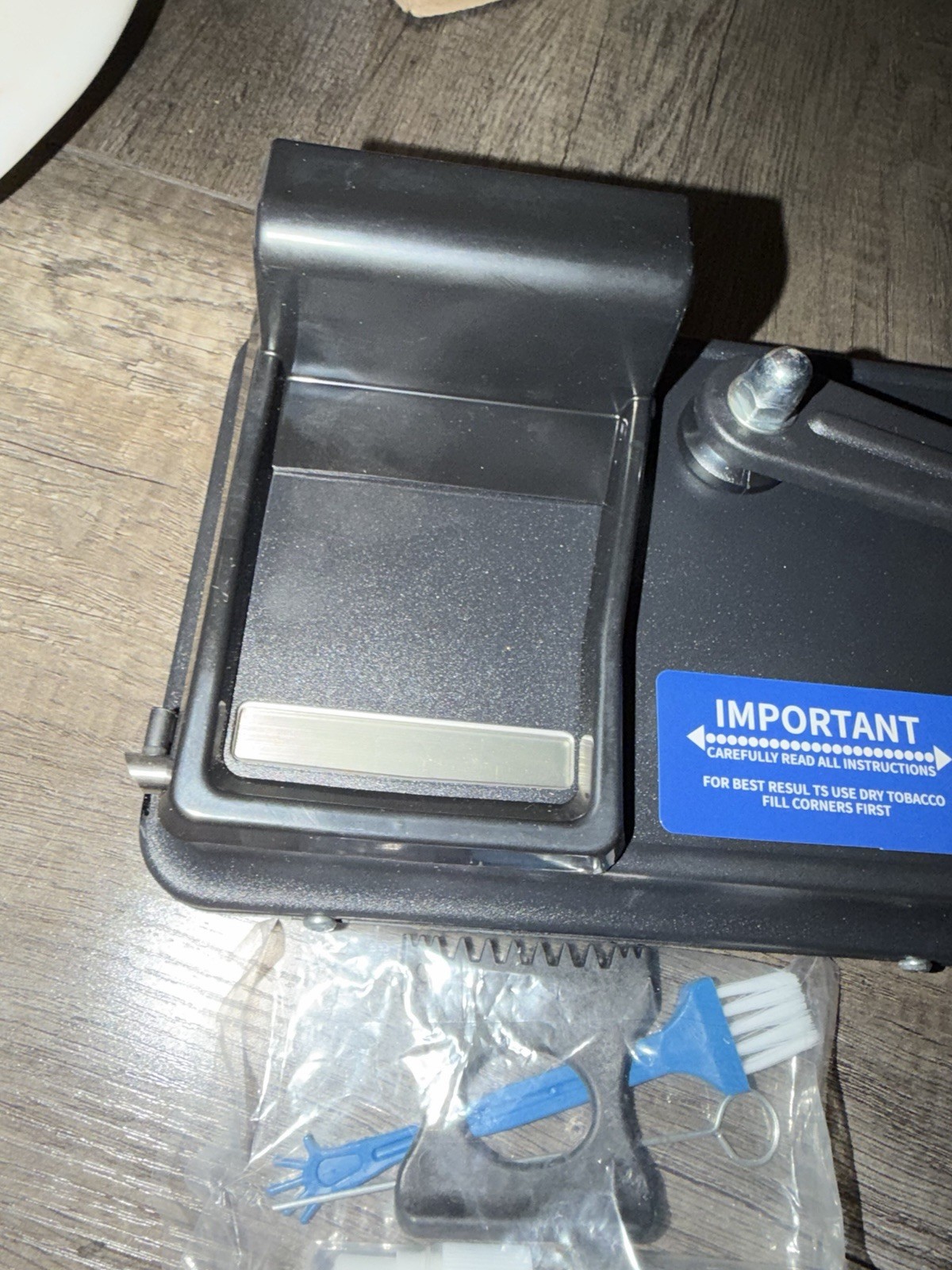 Dual-Track Cigarette Rolling Machine for 8mm Tubes - Black