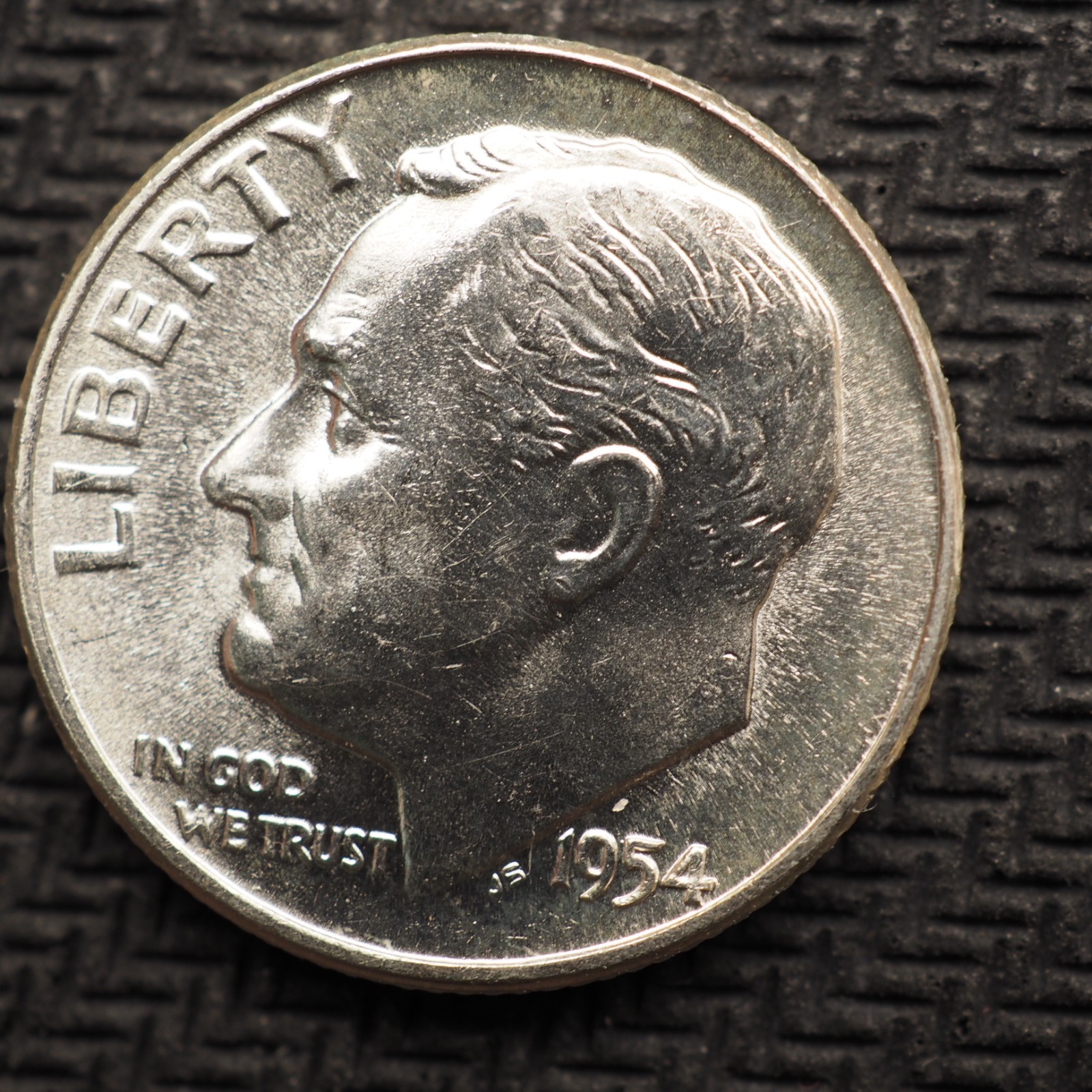 1954 **P** ROOSEVELT SILVER DIME ** ** FREE SHIPPING! C1137