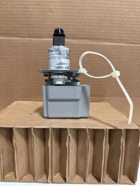 United Electric H54S-15591 Vacuum Pressure Switch-New No Box