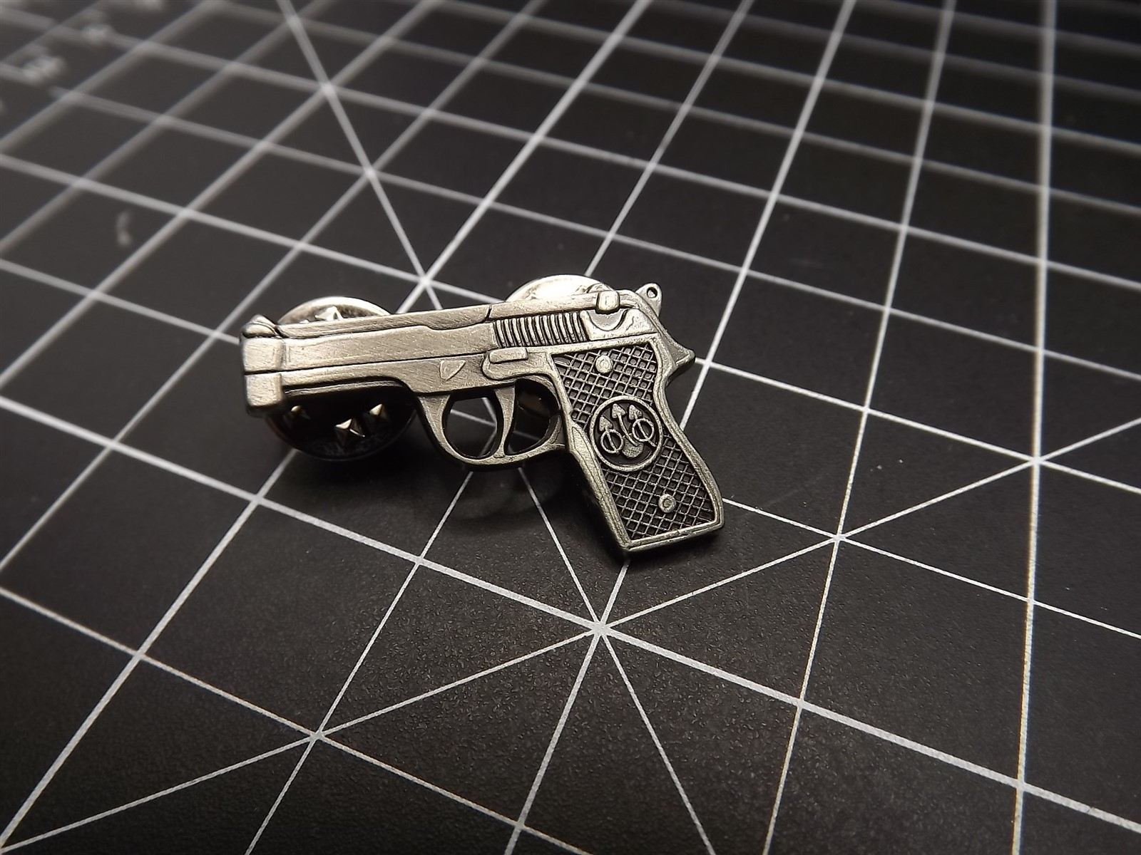 BRAND NEW Lapel Pin Silver Tone BERETTA .45 Caliber Pistol Hand Gun 1"