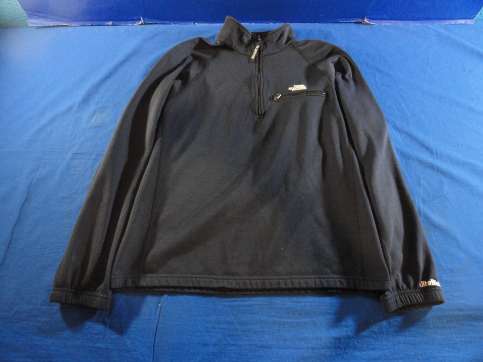 THE NORTH FACE MEN'S QUARTER ZIP POCKET ZIP PULLOVER DARK BLUE SWEATER M