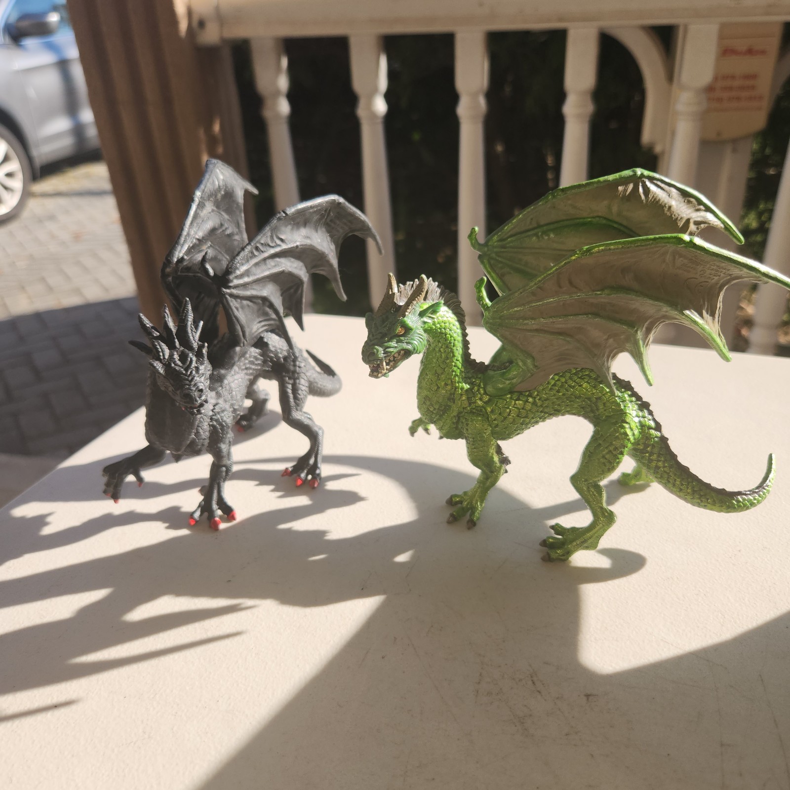 Lot of 2 Safari Dragons, Green Forest and Black Twighlight Dragons