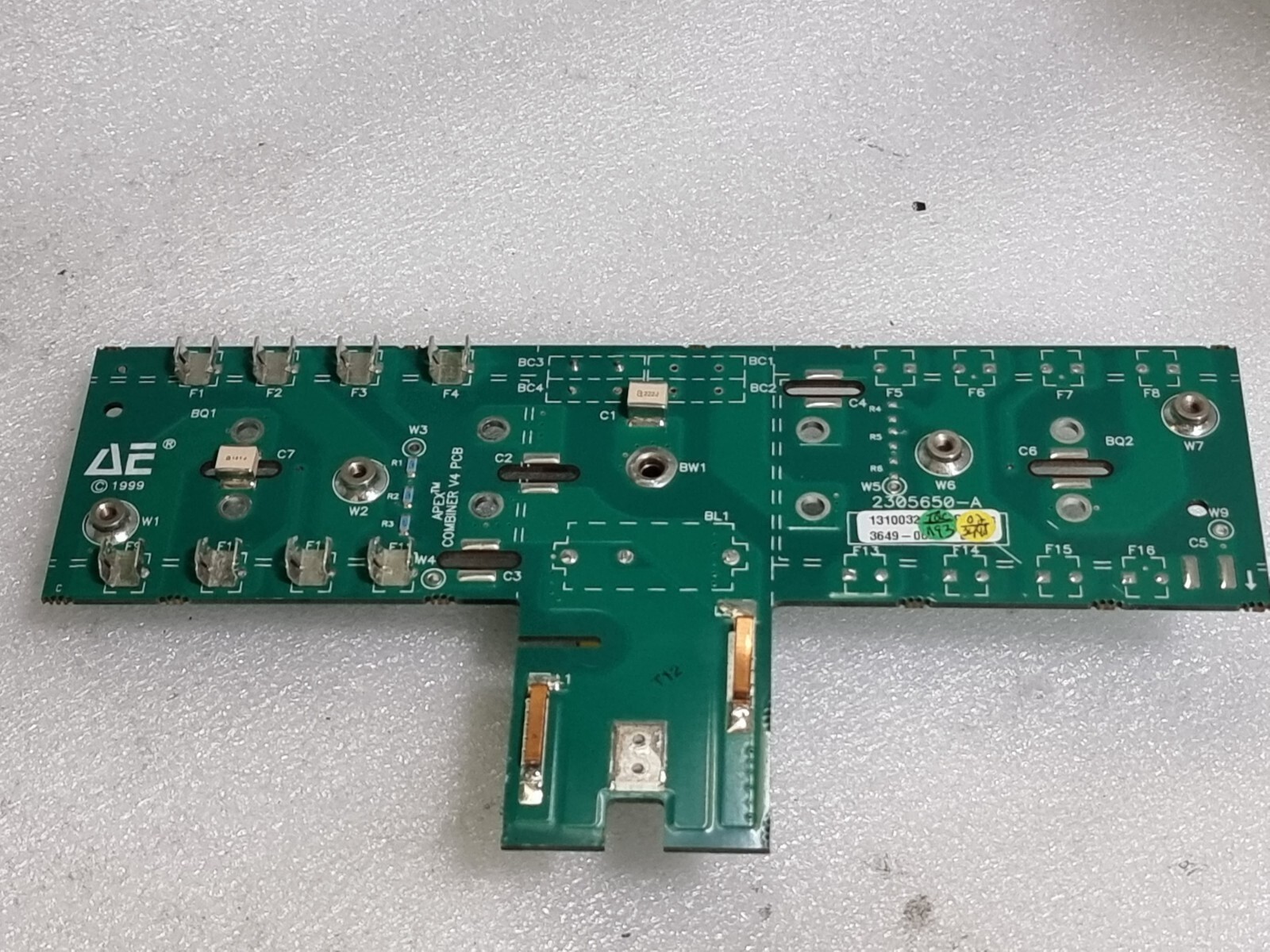 AE 2305650-A APEX COMBINER V4 PCB 1310032