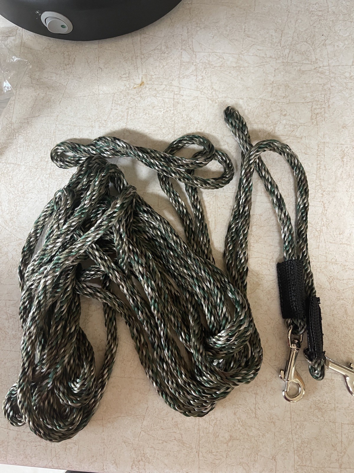 Camo Lift Rope 20ft Nice CLIPS Hikers Campers hunters Tree Bow Food many uses
