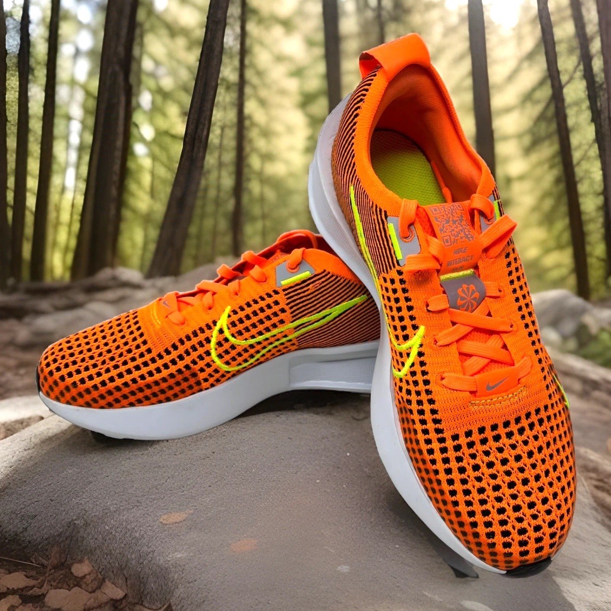 Nike Interact Run SE Running Shoe Total Orange Volt Mens Size 6 HJ4294-800 EUC
