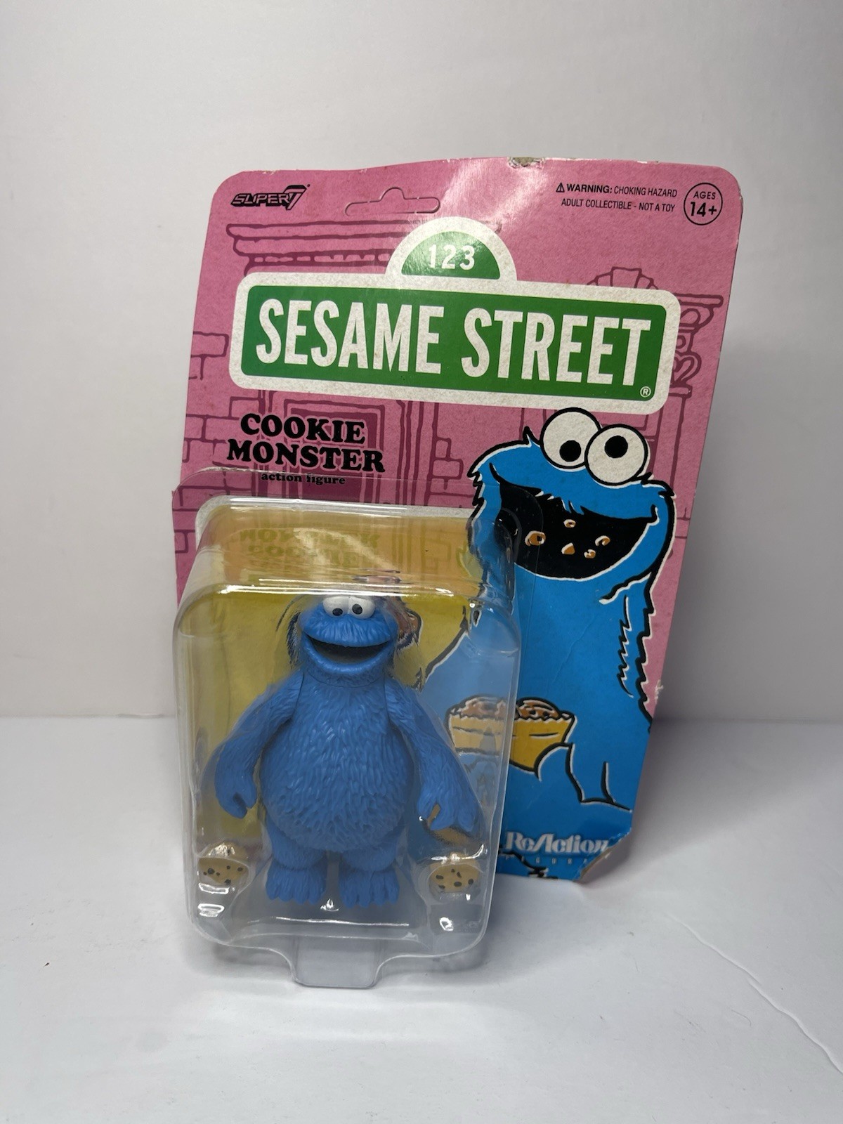 Super7 Sesame Street COOKIE MONSTER w/ COOKIES 3.75-Inch ReAction Damage box!