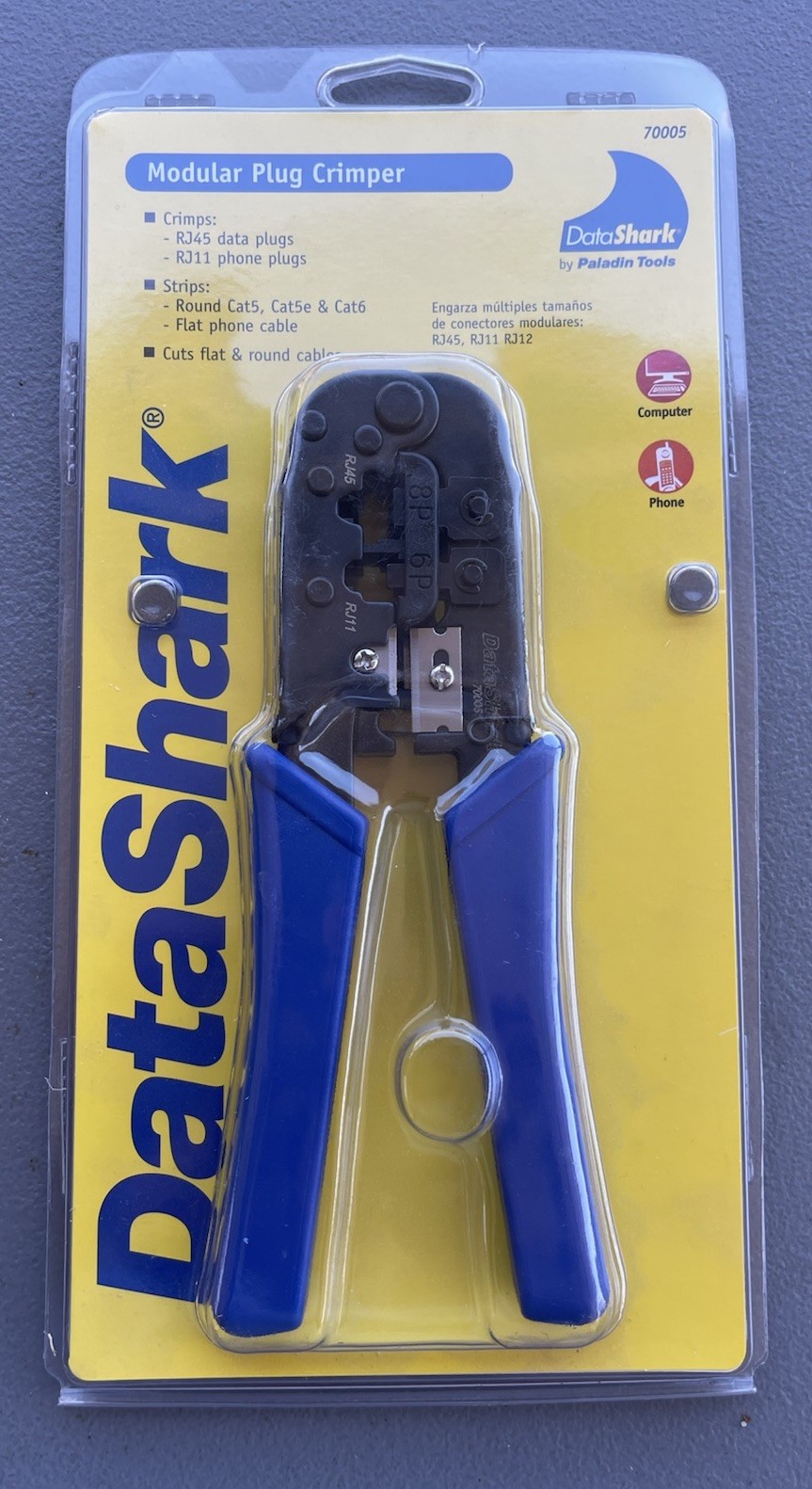 DataShark Modular Plug Crimper Cuts and Strips Data & phone Cable Model  70005