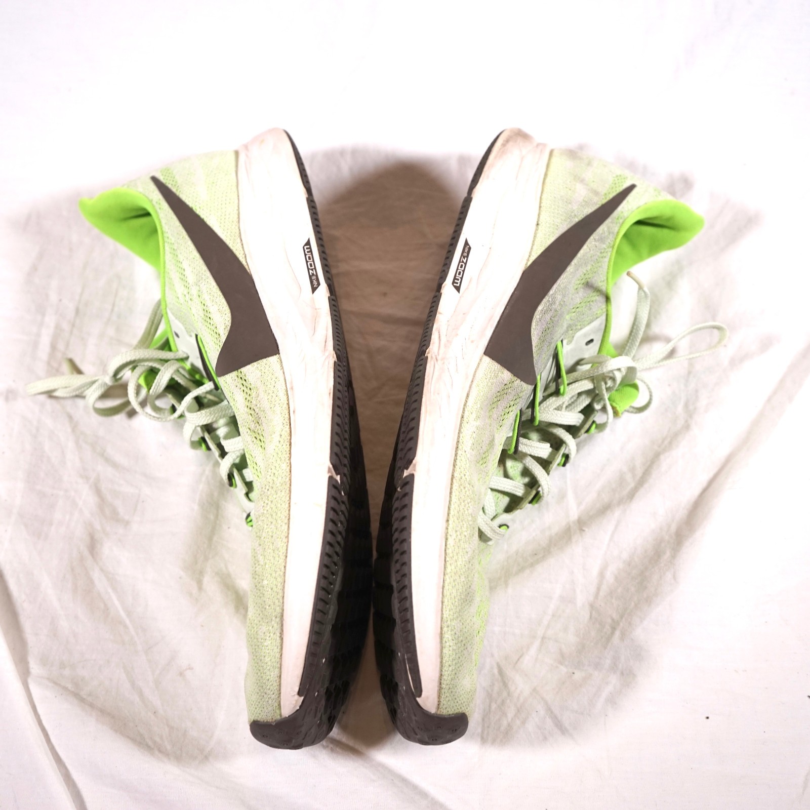 Nike Air Zoom Pegasus 36 Electric Green Mens Size 15 Running Shoes AQ2203-003