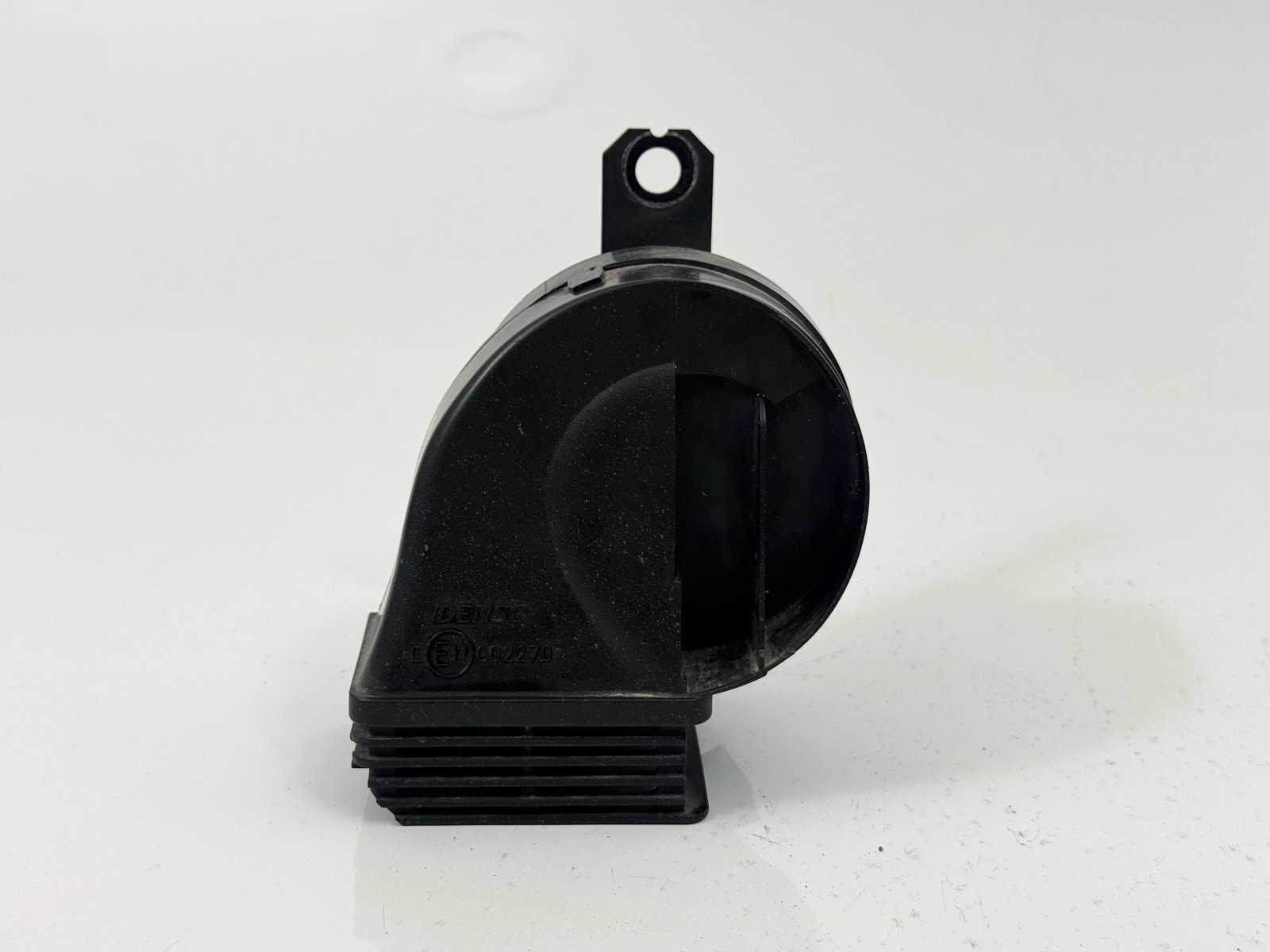 23-24 SUBARU OUTBACK FRONT LEFT OR RIGHT SIDE HIGHT TONE NOTE HORN SIGNAL OEM