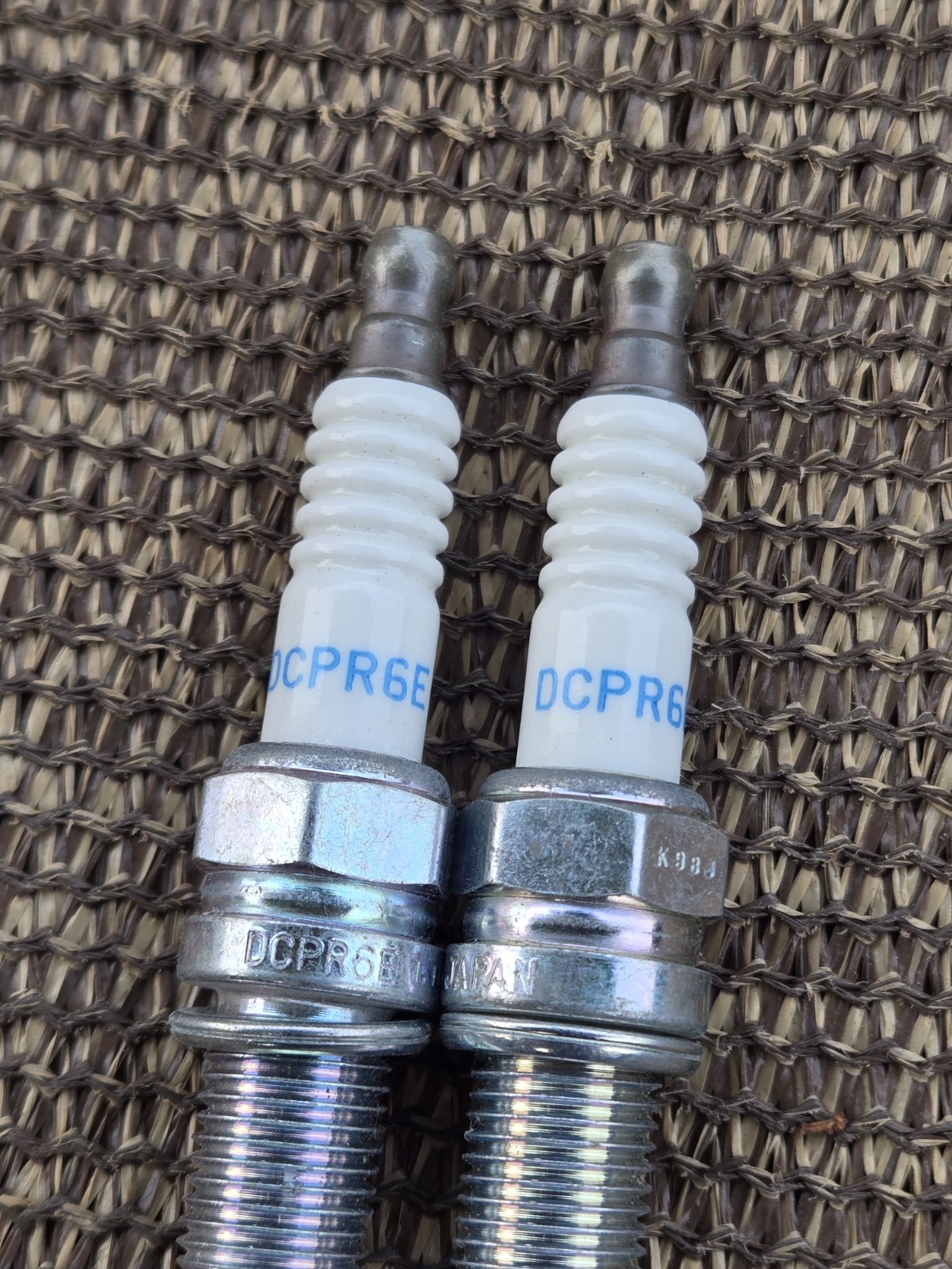 NGK Spark Plug Standard Box of 2 DCPR6E/ Bin 020
