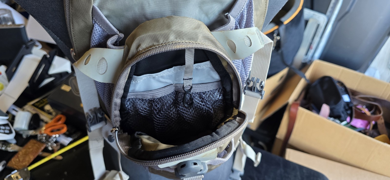 Camelbak 2.1 Liter Hydration Back Pack Tan