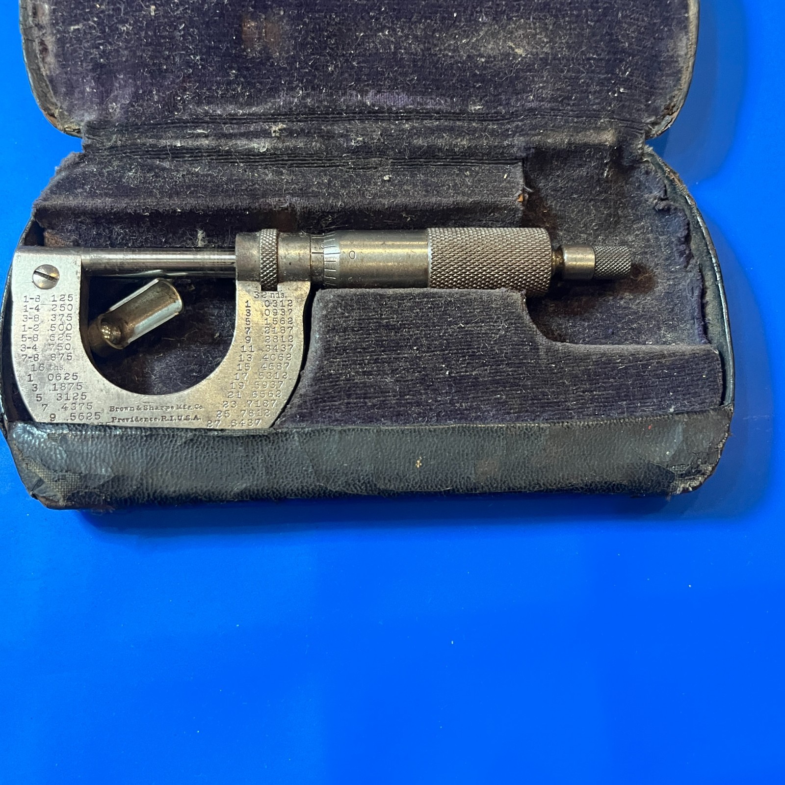 Vintage Brown & Sharpe No.10 Micrometer 0-1" Case & No.225 Attachment